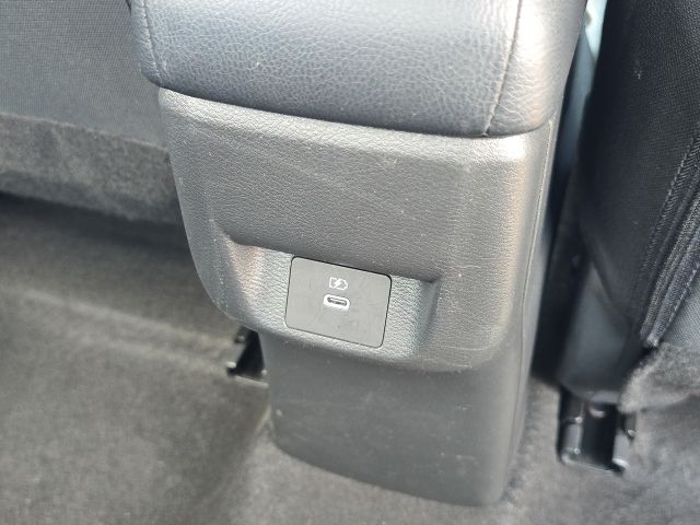 2025 Nissan Versa 1.6 SV:B02429