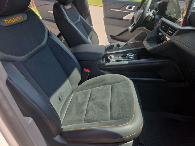 New 2026 Star White Metallic Tri-Coat Ford Tremor® image 11