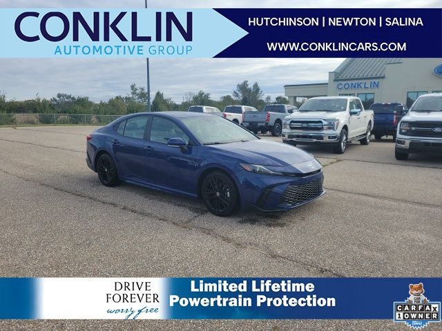 2025 Toyota Camry SE FWD