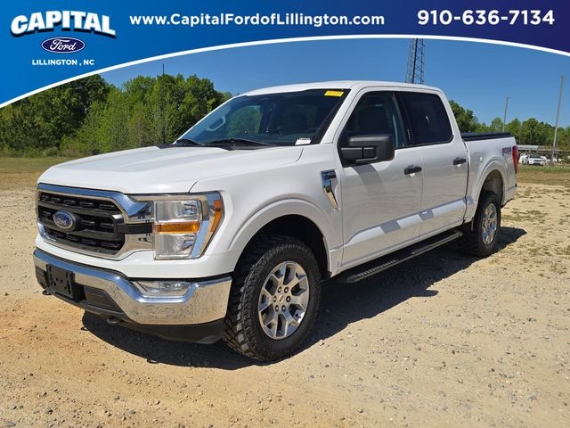 Oxford White 2022 Ford F-150 XLT SuperCrew 4WD Pickup Truck Four-Wheel Drive Automatic