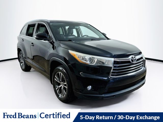 Midnight Black Metallic 2016 Toyota Highlander SUV / Crossover All-Wheel Drive 6-Speed Automatic Overdrive
