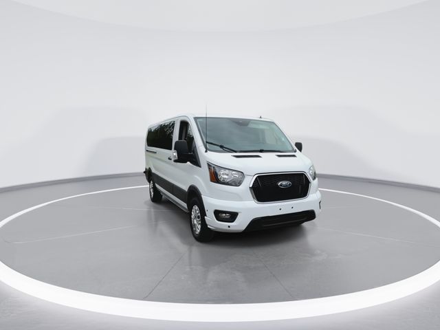 Used 2024 White Ford XLT image 2