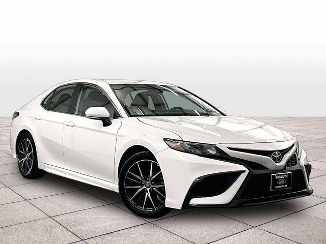 2024 Toyota Camry SE White at Sutliff Volkswagen