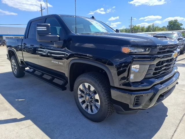 2026 Chevrolet Silverado 2500HD Custom