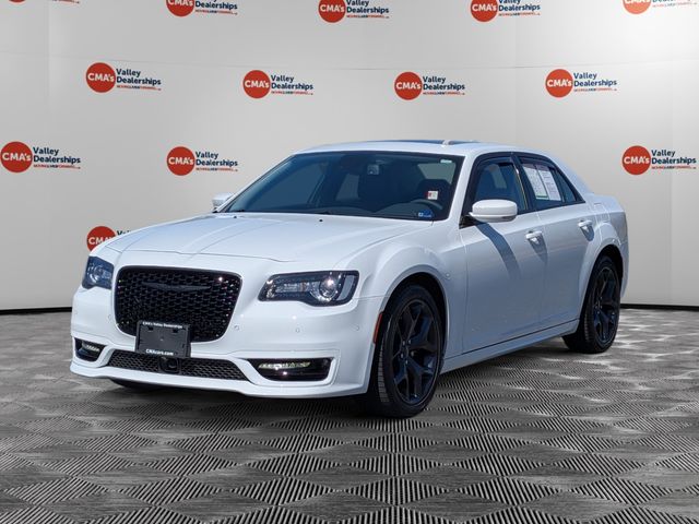 2023 Chrysler 300 Touring L RWD