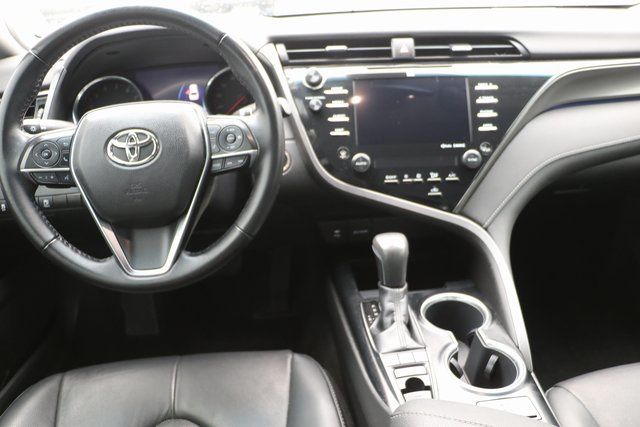 2019 Toyota Camry XSE 4