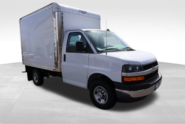 2023 Chevrolet Express 3500 Work Van 13