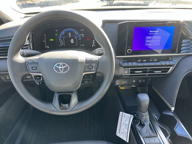 2025 Toyota Camry LE 7