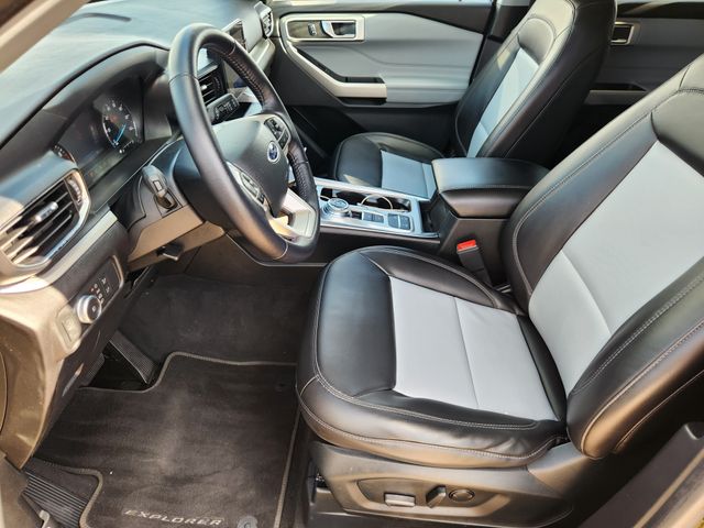 2022 Ford Explorer XLT Black at AutoSavvy Houston Southwest