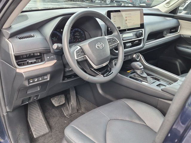 Used 2024 Toyota Grand Highlander Hybrid SUV