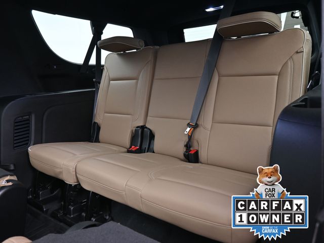 2024 Chevrolet Suburban Premier photo