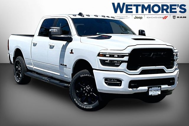 Bright White Clearcoat 2026 RAM 2500 Laramie Crew Cab 4WD Pickup Truck Four-Wheel Drive 8-Speed Automatic