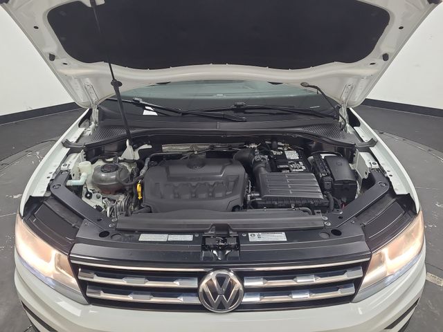 2018 – Volkswagen – Tiguan