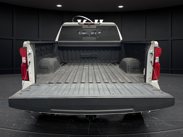 Used 2022 Iridescent Pearl Tricoat Chevrolet High Country image 27