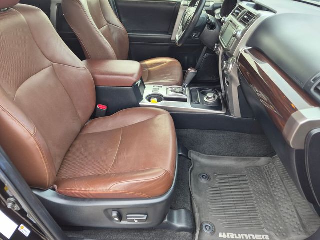 2017 Toyota 4Runner - Image 32