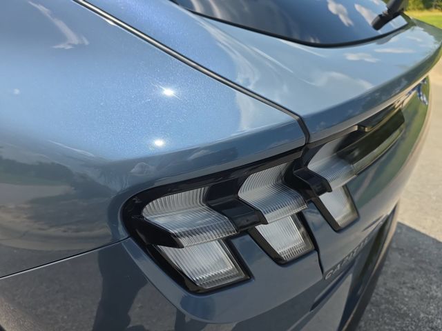 Used 2024 Vapor Blue Ford Premium image 36