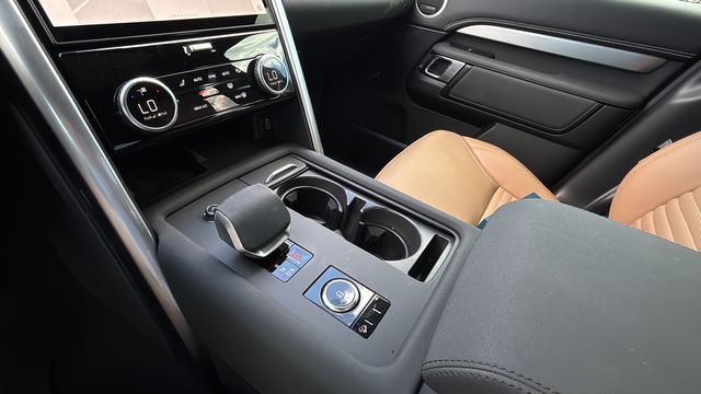 Used 2026  Land Rover Gemini Edition image 13