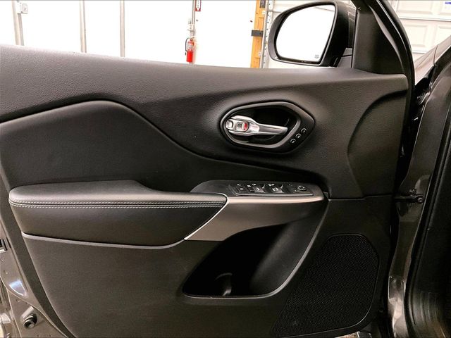 2019 Jeep Cherokee Limited Gray at Carlisle Cadillac Buick GMC