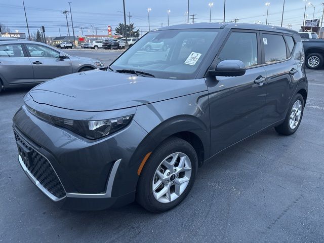 2024 Kia Soul LX FWD