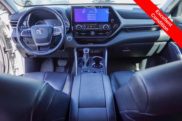 Used 2024 Toyota Highlander SUV