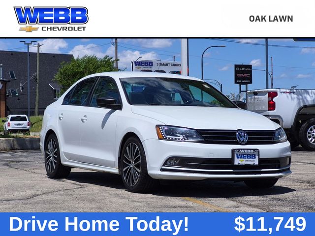 Pure White 2016 Volkswagen Jetta Sedan Front-Wheel Drive 6-Speed Automatic