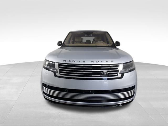 2023 Land Rover Range Rover SV 10