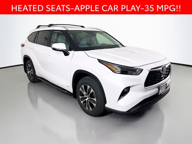 Pearl 2026 Toyota Highlander Hybrid XLE AWD SUV / Crossover All-Wheel Drive Continuously Variable Transmission