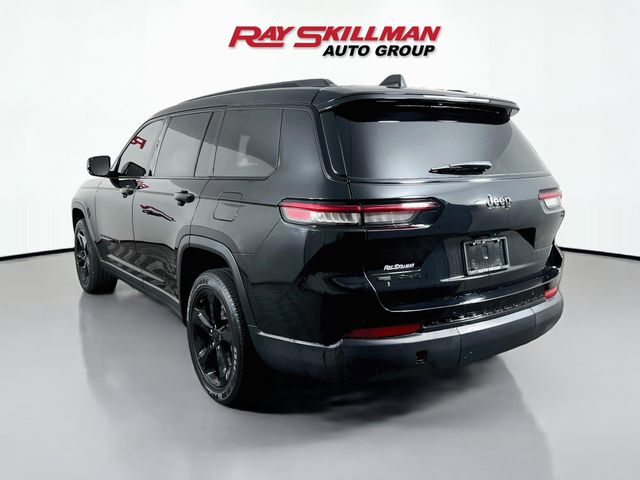 Used 2023 Black Jeep Altitude image 5
