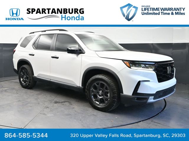 Platinum White Pearl 2025 Honda Pilot SUV / Crossover All-Wheel Drive Automatic