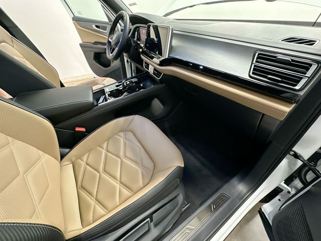 2026 Volkswagen Atlas Cross Sport 2.0T SE w/Technology White/off-white at Sutliff Volkswagen