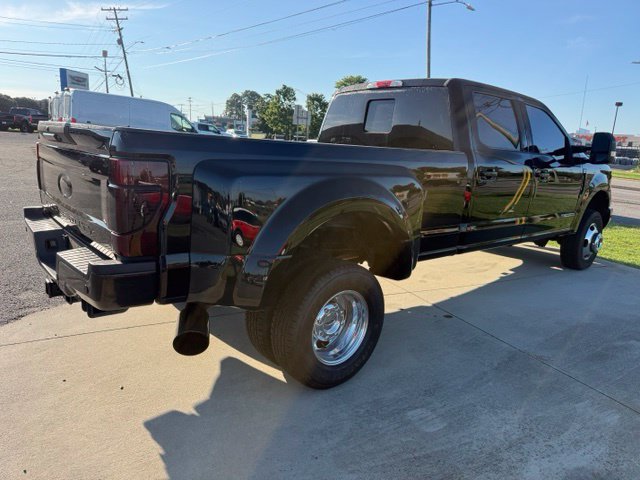 Used 2017 Black Ford Lariat image 11