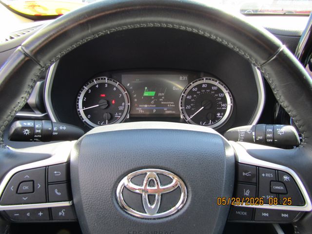 used 2023 Toyota Highlander car, priced at $35,499