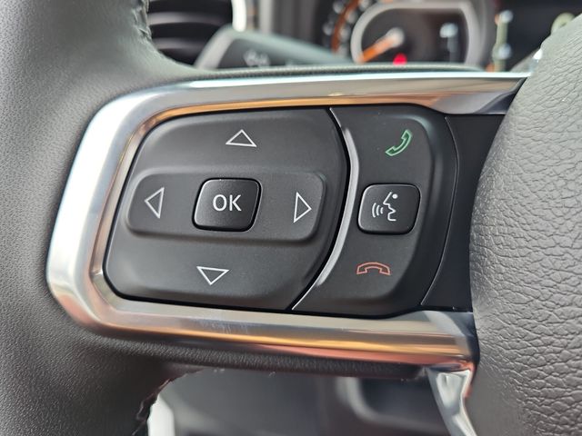 New 2026 White/off-white Jeep Sahara image 22