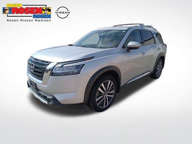 Brilliant Silver Metallic 2022 Nissan Pathfinder Platinum 4WD SUV / Crossover All-Wheel Drive 9-Speed Automatic