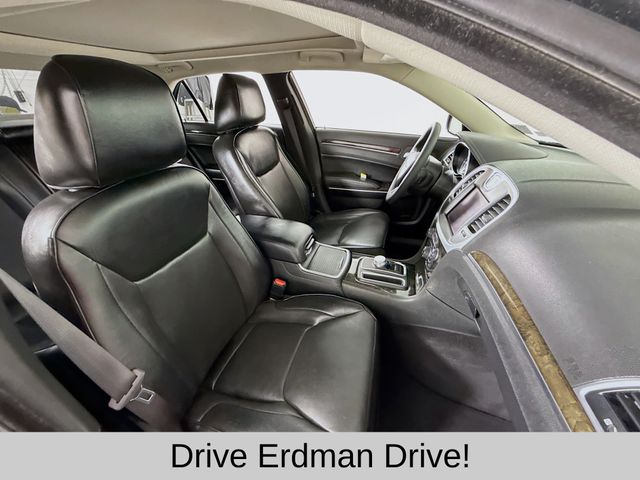 Used 2022 Chrysler 300 Sedan