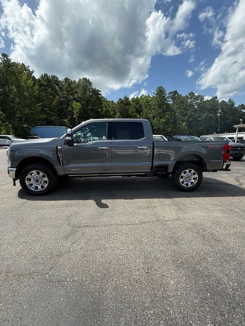 Carbonized Gray Metallic 2026 Ford F-250 Super Duty Pickup Truck Four-Wheel Drive Automatic