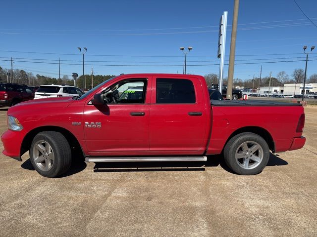 2017 RAM 1500 Express Crew Cab RWD