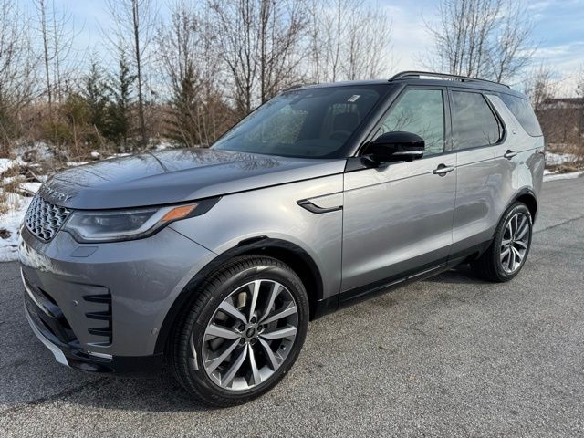 2026 Land Rover Discovery P360 Tempest Edition AWD