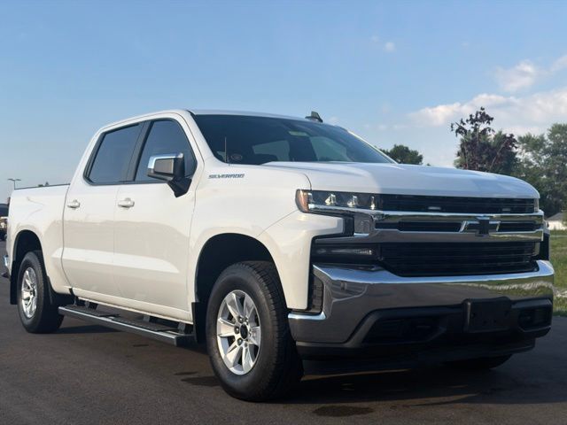 Summit White 2019 Chevrolet Silverado 1500 Pickup Truck Four-Wheel Drive 8-Speed Automatic