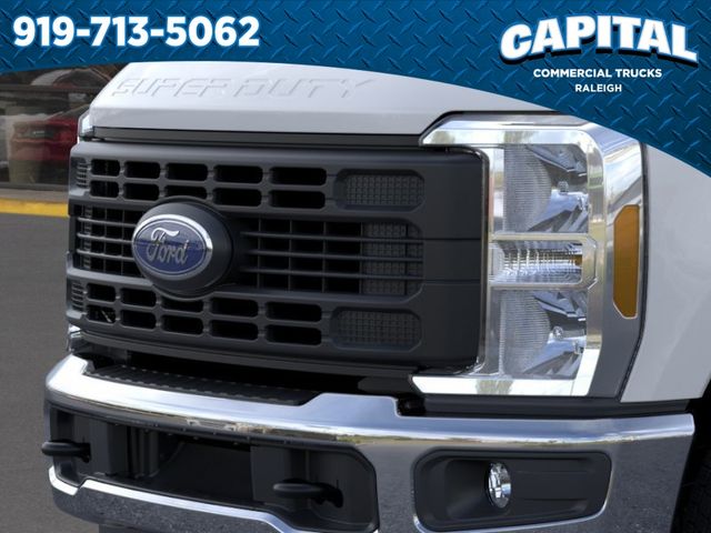 New 2026 White Ford XL image 17