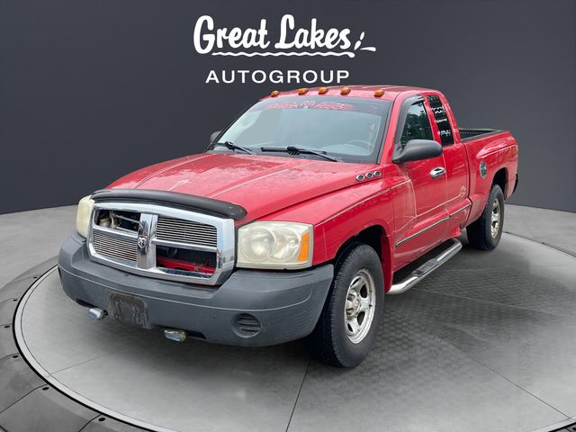 Flame Red Clearcoat 2006 Dodge Dakota Pickup Truck Rear-Wheel Drive 4-Speed Automatic