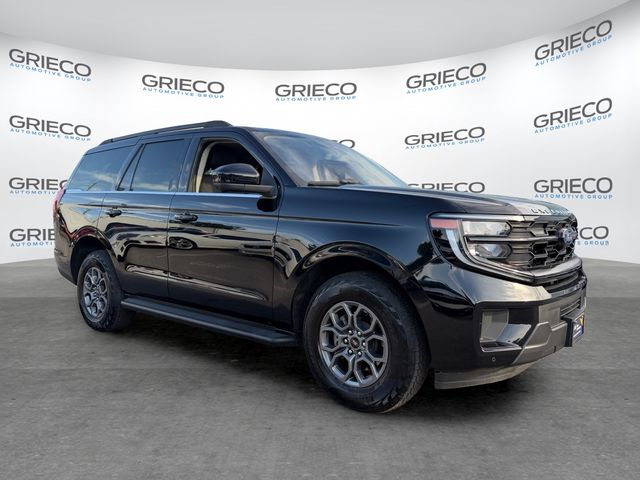 Black Metallic 2025 Ford Expedition SUV / Crossover 4X2 Automatic