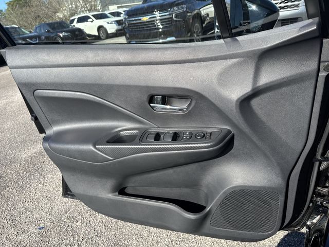 Used 2025 Black Nissan 1.6 SV image 24