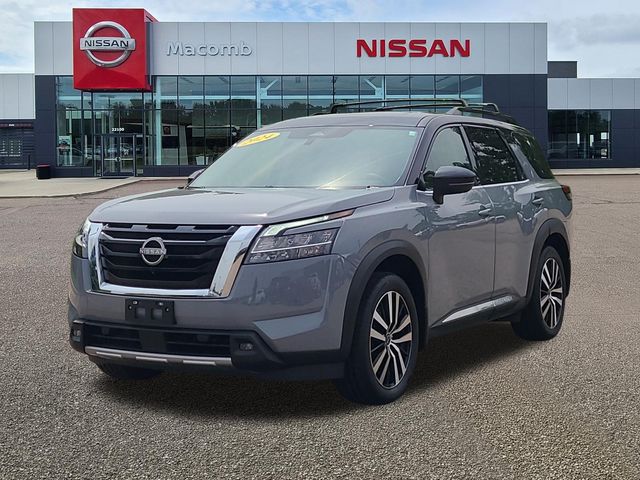 Used 2024 Nissan Pathfinder SUV
