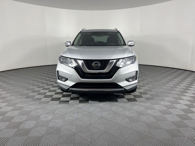 2019 Nissan Rogue SV 3