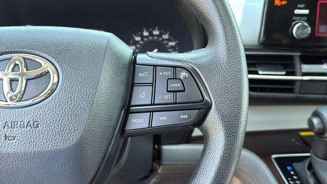 Used 2024 Toyota Sienna Van