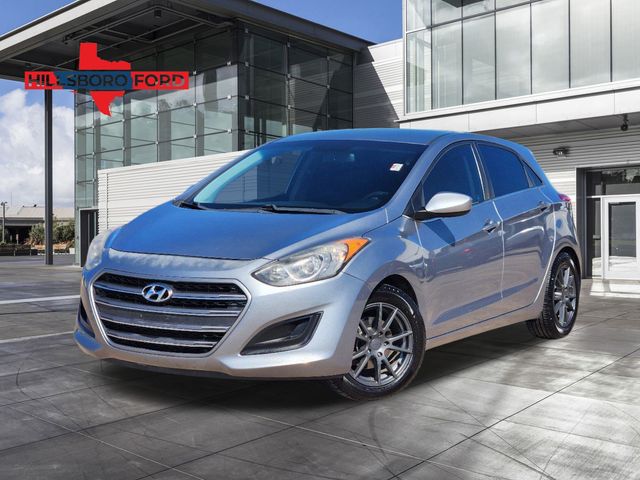 2016 Titanium Gray Metallic Hyundai Elantra GT Base FWD Hatchback