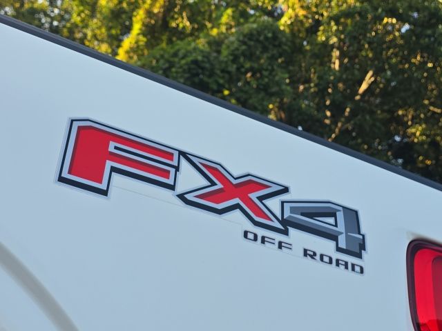 2022 Ford F-150 Platinum:169563A
