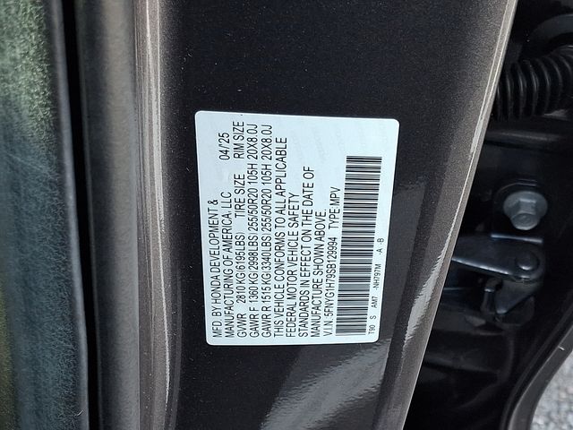 used 2025 Honda Pilot car, priced at $46,499