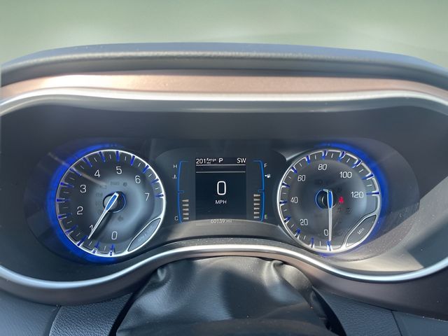 Used 2023 Chrysler Voyager Van